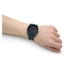 Cargar imagen en el visor de la galería, RELOJ DEPORTIVO PARA UNISEXO ADIDAS PROJECT TWO AOST22566 - VERDE

