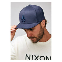 Cargar imagen en el visor de la galería, DEEP DOWN FF ATHLETIC FIT HAT ALL NAV
