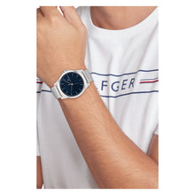Cargar imagen en el visor de la galería, RELOJ  PARA HOMBRE TOMMY HILFIGER NORRIS 1710547 - PLATEADO
