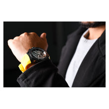 Cargar imagen en el visor de la galería, RELOJ DEPORTIVO PARA HOMBRE TECHNOMARINE MANTA TM-220001 - AMARILLO
