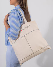 Cargar imagen en el visor de la galería, TOTE BAG TOMMY HILFIGER TOTEBAG-TH
