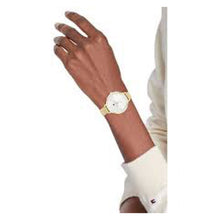 Cargar imagen en el visor de la galería, RELOJ  PARA MUJER TOMMY HILFIGER FLORENCE 1782579 - DORADO
